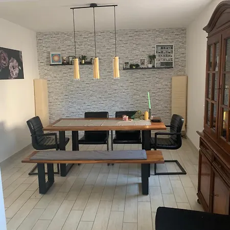  Gemuetliches Haus Mit Garten *